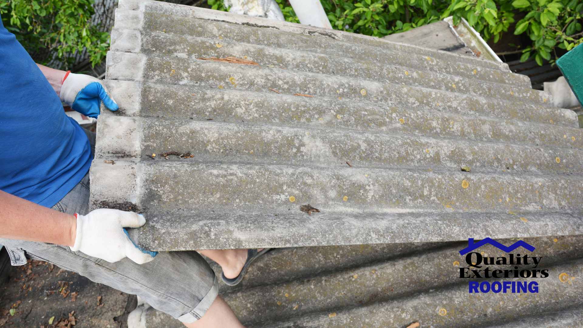 How to Dispose of Asbestos Roofing Shingles